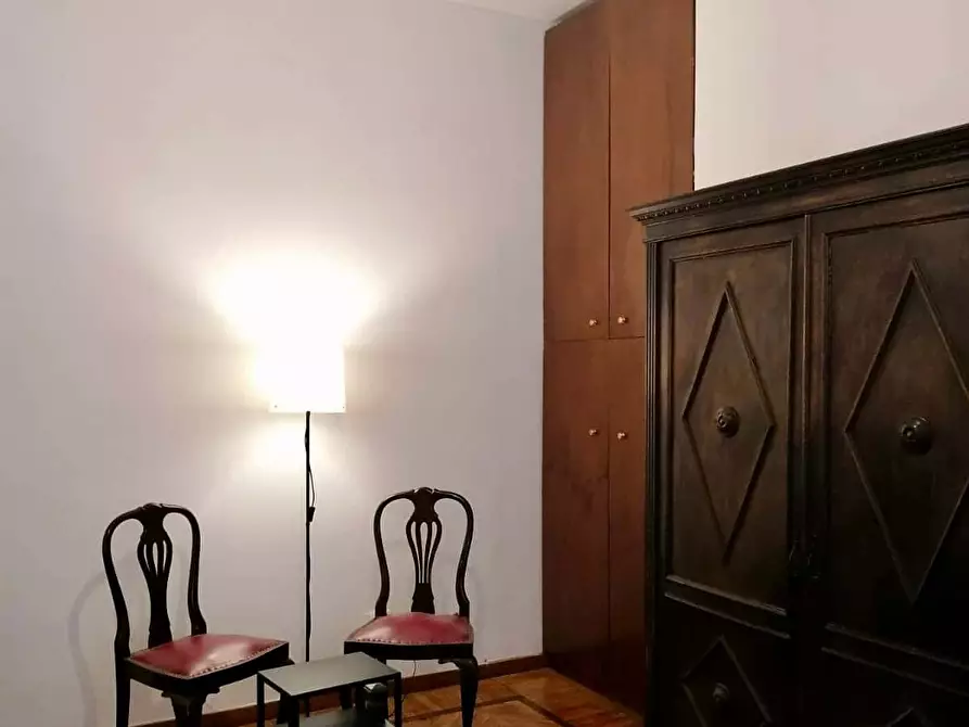 Immagine 2 di Camera in affitto  in Via Fratelli Bronzetti26 a Brescia