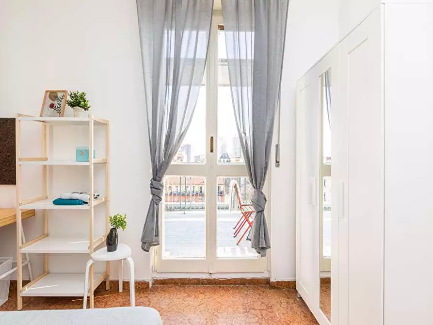 Immagine 28 di Camera in affitto  in Via Arcivescovo Romilli4 a Milano