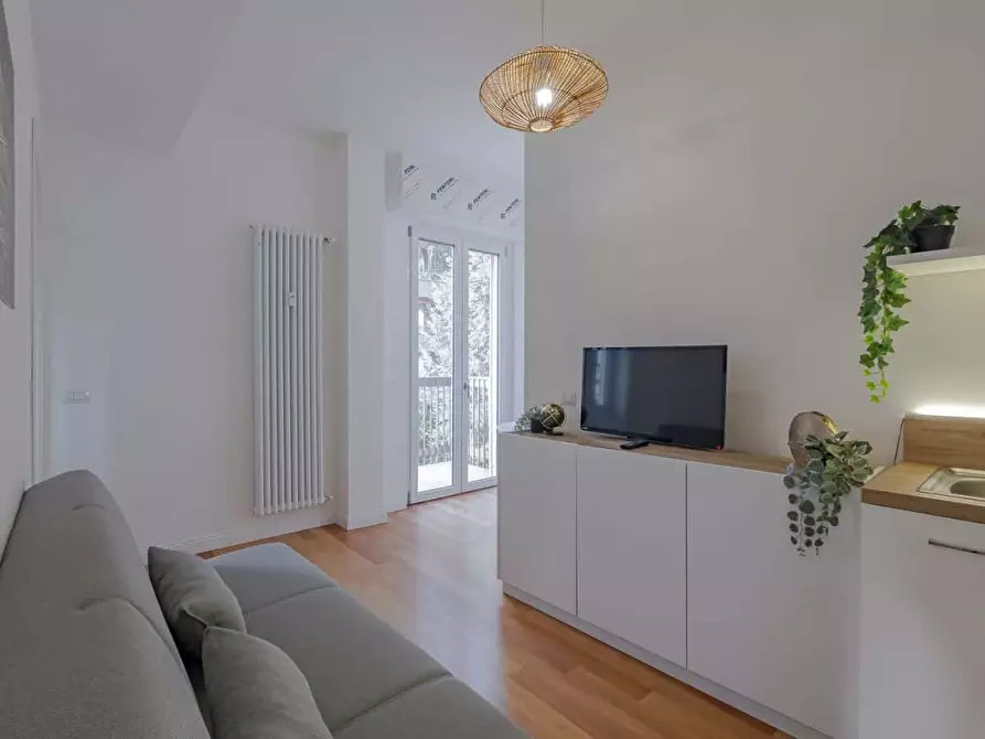 Immagine 9 di Appartamento in affitto  in Via Gressoney1 a Milano
