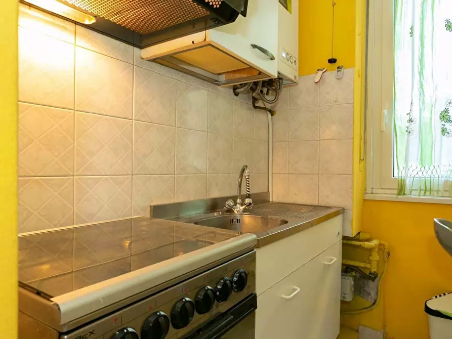 Immagine 10 di Camera in affitto  in Via Ruggero Bonghi a Milano