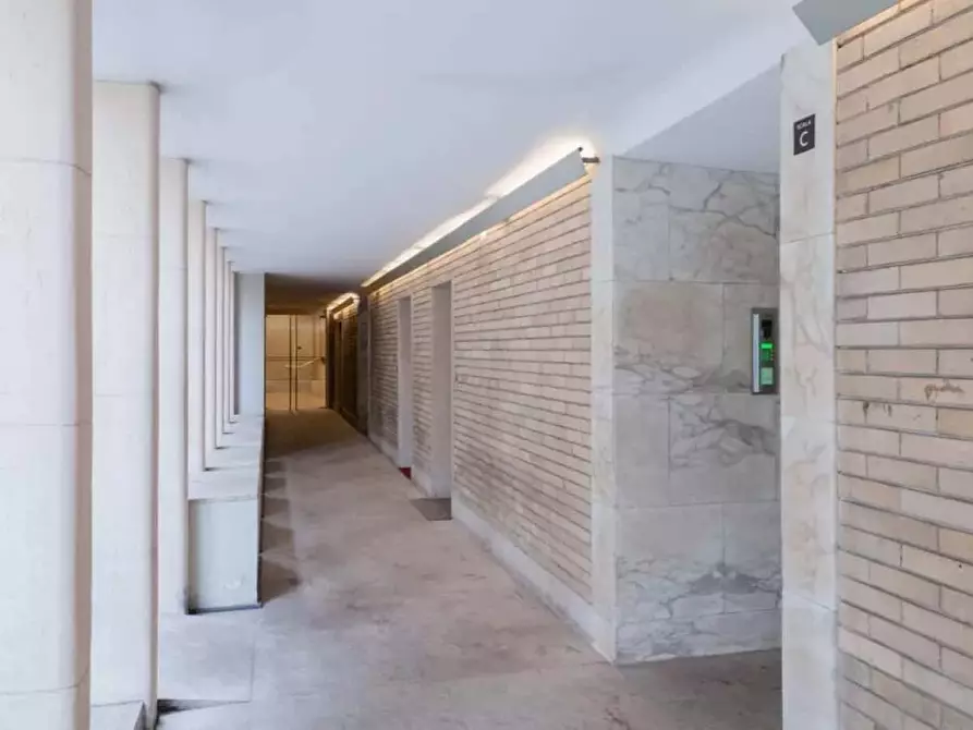 Immagine 23 di Appartamento in affitto  in Via Meravigli16 a Milano