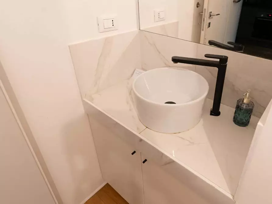 Immagine 10 di Appartamento in affitto  in Via Lambro12 a Milano