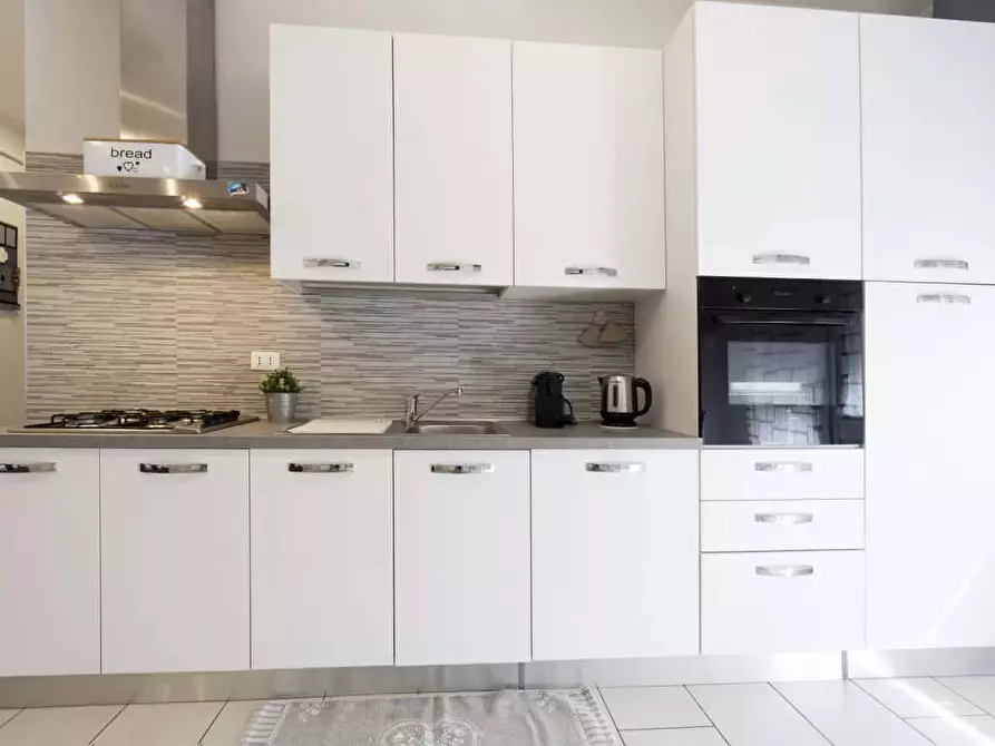 Immagine 13 di Appartamento in affitto  in Via Pasubio84 a Bologna