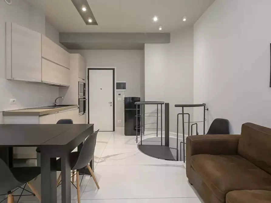 Immagine 10 di Appartamento in affitto  in Via della Moscova27 a Milano