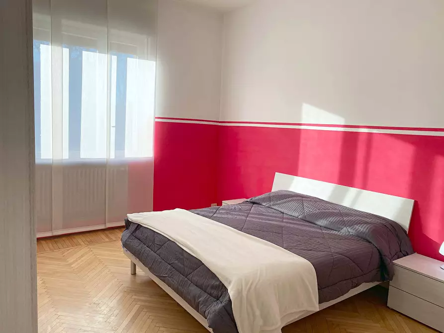 Immagine 2 di Appartamento in affitto  in Via Giovanni Segantini75 a Milano