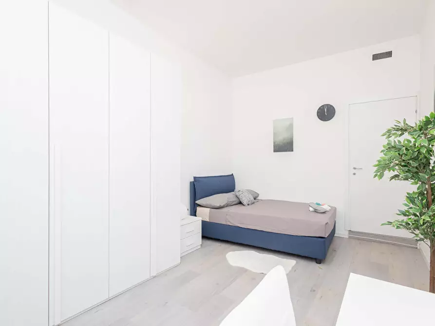 Immagine 1 di Camera in affitto  in Via Fernanda Wittgens3 a Milano