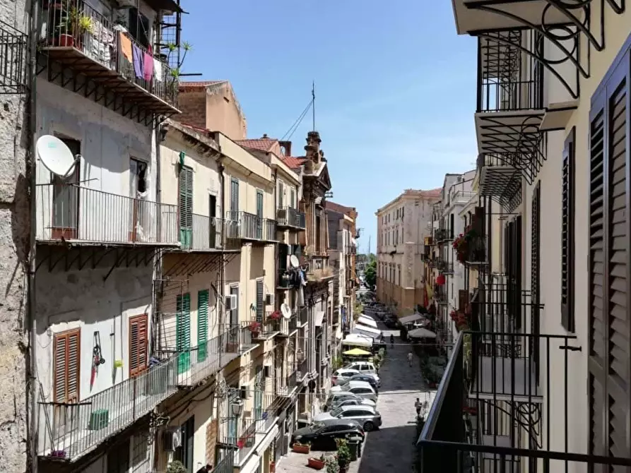 Immagine 6 di Appartamento in affitto  in Via dei Cassari48 a Palermo