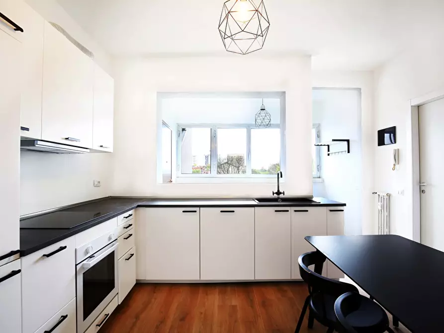 Immagine 12 di Camera in affitto  in Via Carlo Marx26 a Milano