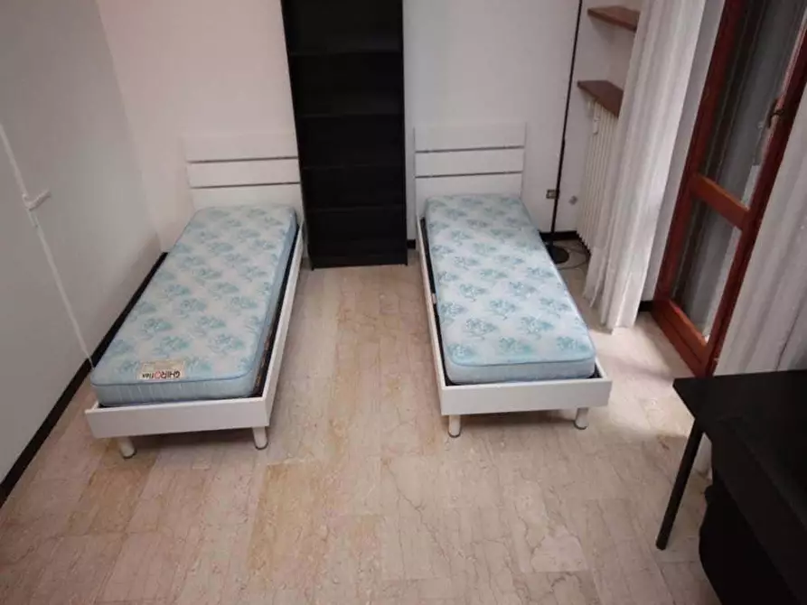 Immagine 2 di Camera in affitto  in Via Imperia7 a Milano