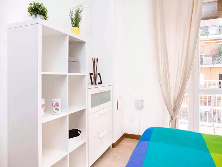 Immagine 4 di Camera in affitto  in Viale Carlo Espinasse10 a Milano