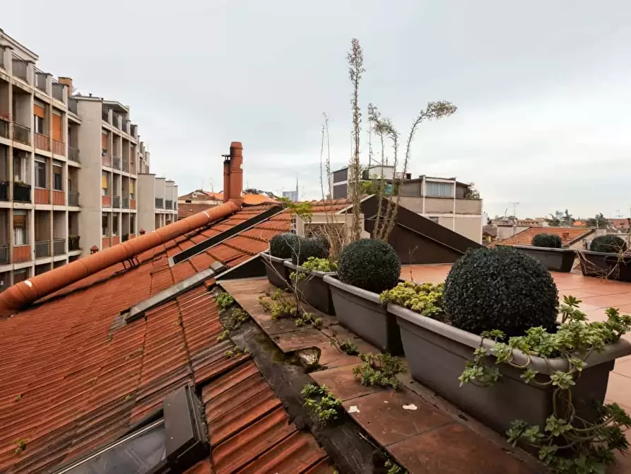 Immagine 28 di Appartamento in affitto  in Corso Sempione12 a Milano