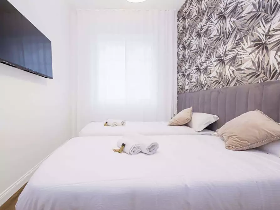 Immagine 26 di Appartamento in affitto  in Via Gabriele d'Annunzio2 a Genova