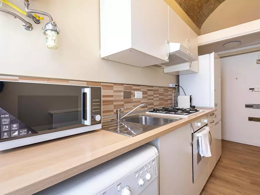 Immagine 32 di Appartamento in affitto  in Via degli Equi a Roma