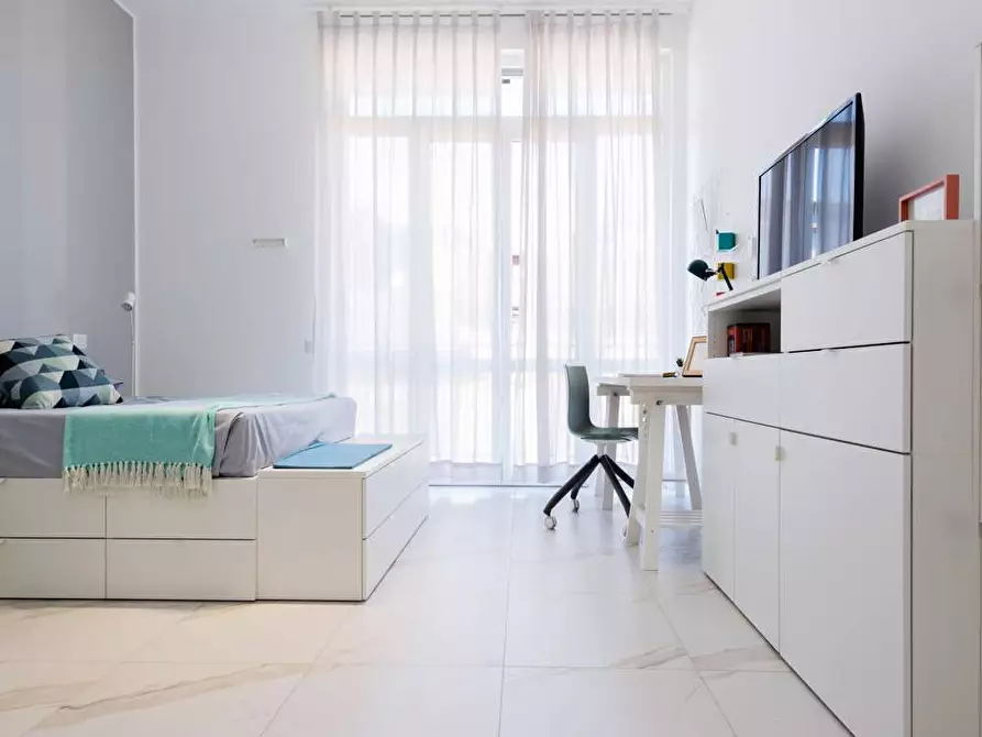 Immagine 5 di Camera in affitto  in Viale Bligny28 a Milano