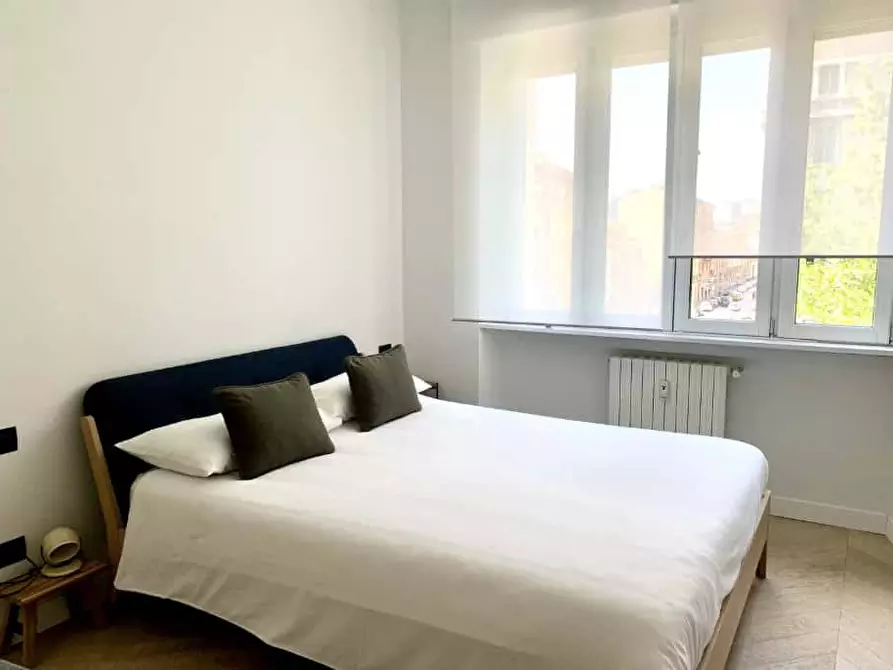 Immagine 1 di Appartamento in affitto  in Viale Carlo Troya11 a Milano