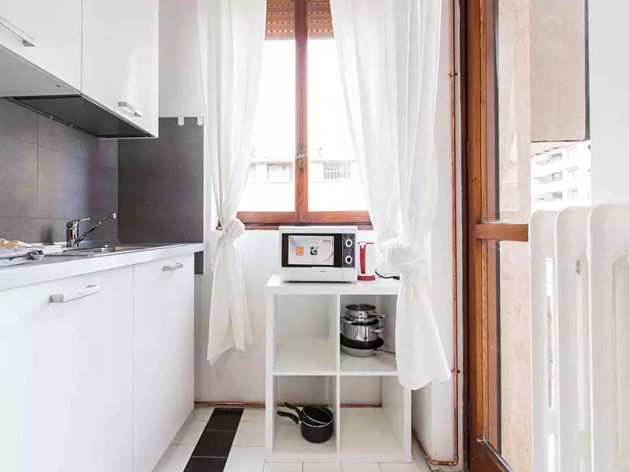Immagine 43 di Camera in affitto  in Via Rubens23 a Milano