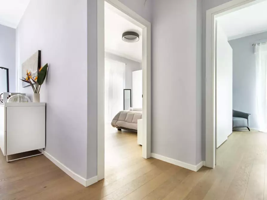 Immagine 12 di Appartamento in affitto  in Via Emanuele Notarbartolo46 a Palermo