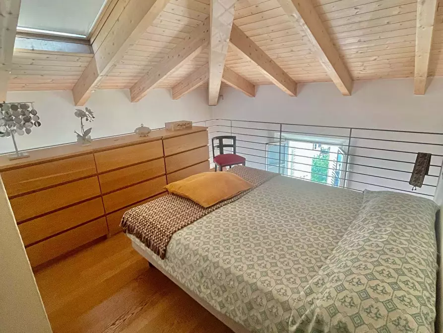 Immagine 10 di Appartamento in affitto  in Viale Castruccio Castracani243 a Lucca