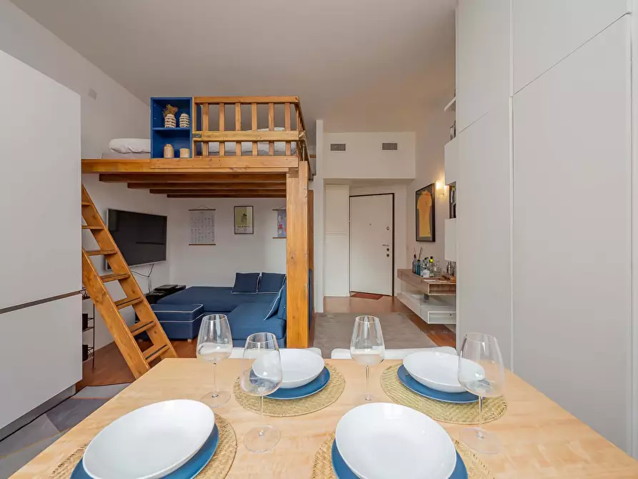 Immagine 3 di Appartamento in affitto  in Via Edmondo de Amicis46 a Milano