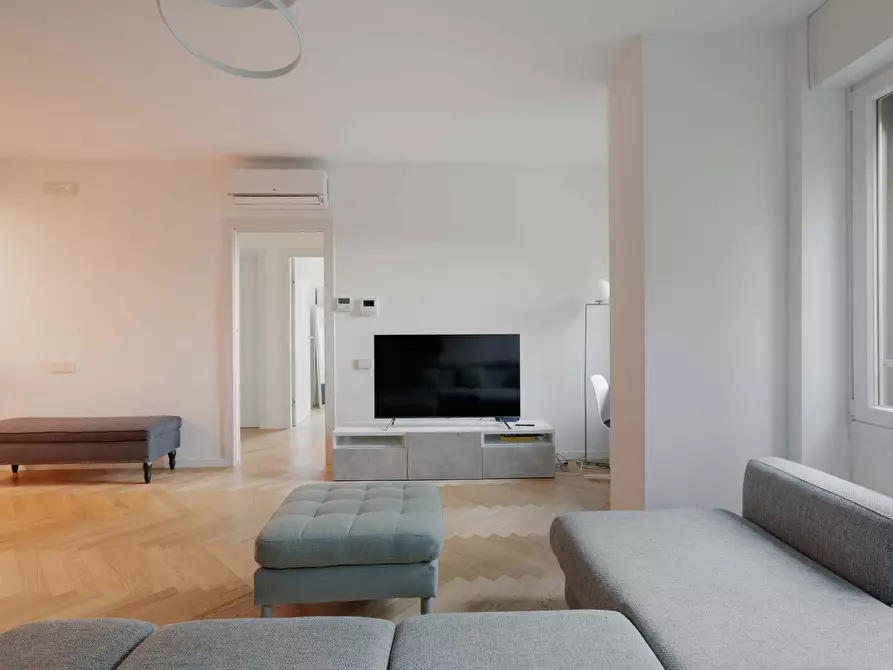 Immagine 16 di Appartamento in affitto  in Via Lodovico Mancini1 a Milano