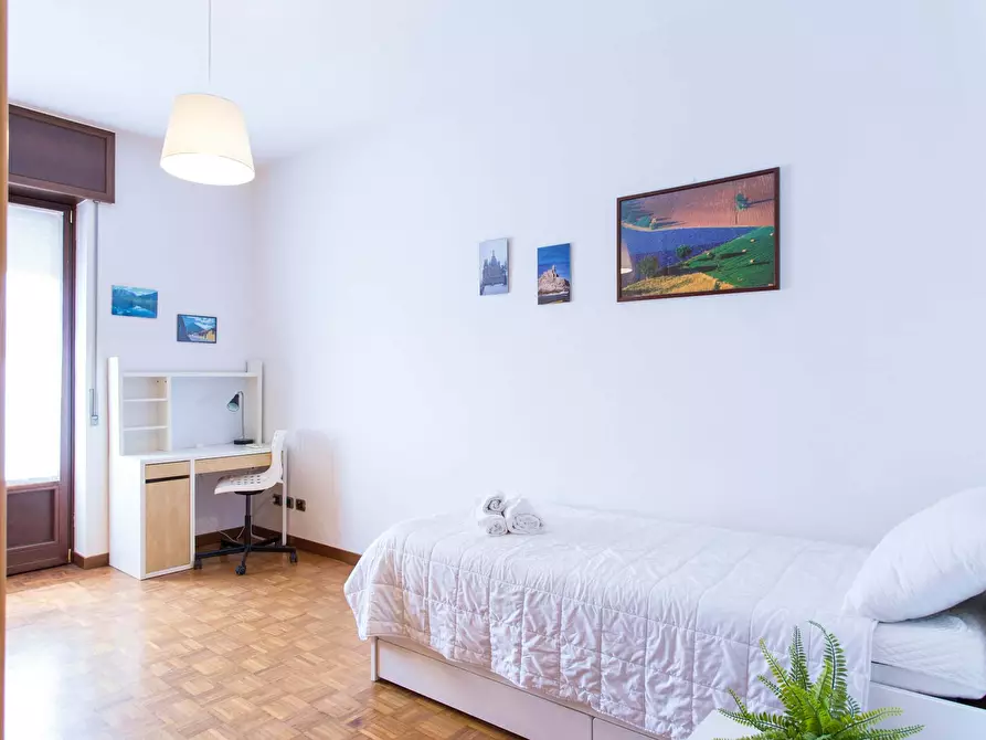 Immagine 15 di Appartamento in affitto  in Via Luigi Settembrini a Milano