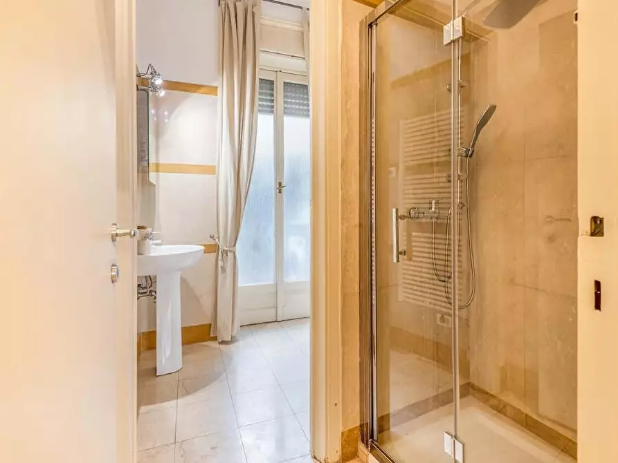 Immagine 20 di Appartamento in affitto  in Via Durini26 a Milano
