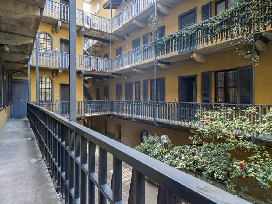 Immagine 23 di Appartamento in affitto  in Via Vigevano13 a Milano