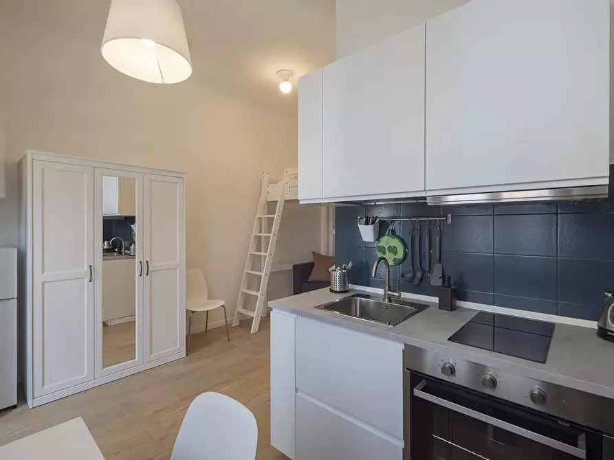 Immagine 22 di Appartamento in affitto  in Via Accademia53 a Milano