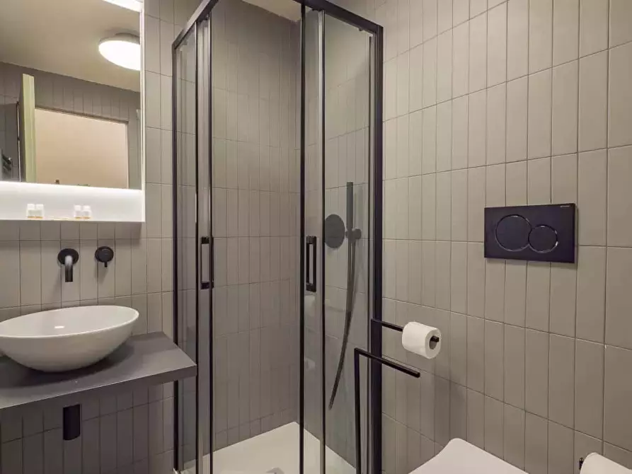 Immagine 18 di Appartamento in affitto  in Viale Coni Zugna9 a Milano