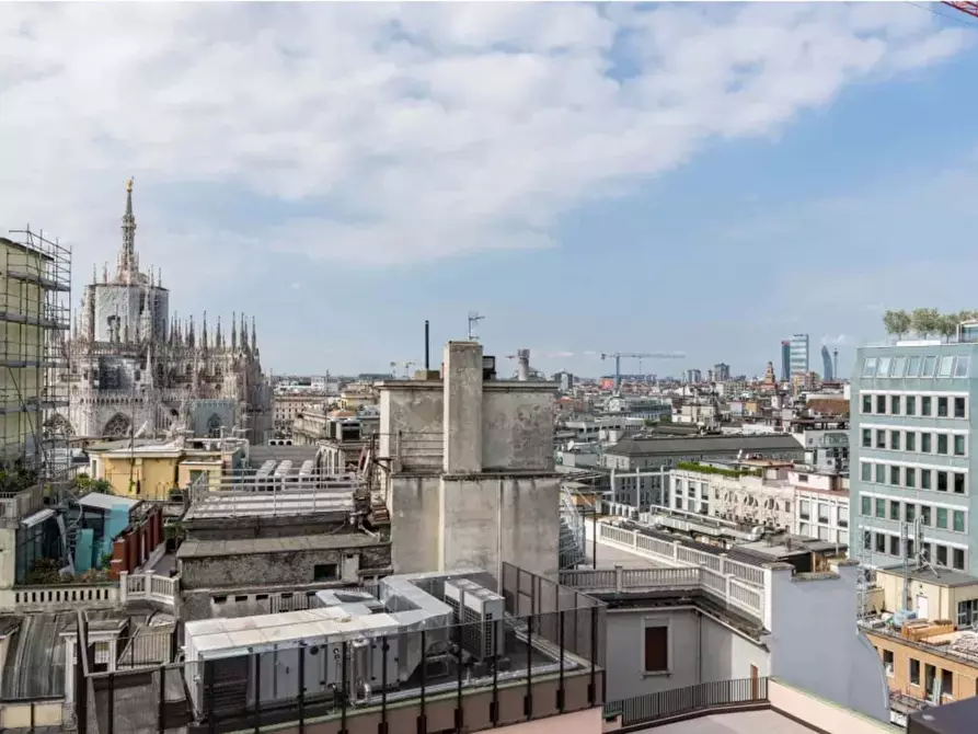Immagine 13 di Appartamento in affitto  in Largo Corsia dei Servi11 a Milano