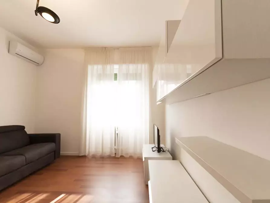 Immagine 4 di Appartamento in affitto  in Via Domenico Millelire6 a Milano