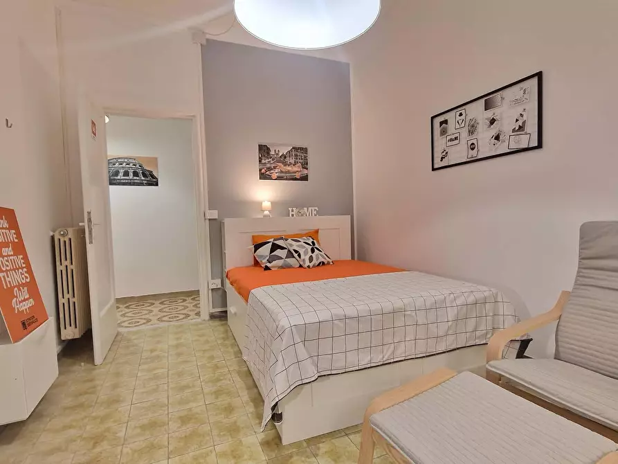 Immagine 4 di Camera in affitto  in Viale Angelico261 a Roma