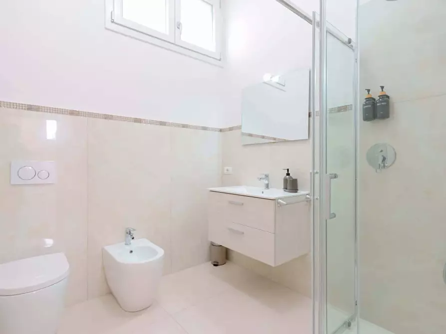 Immagine 11 di Appartamento in affitto  in Via Porrettana117 a Bologna