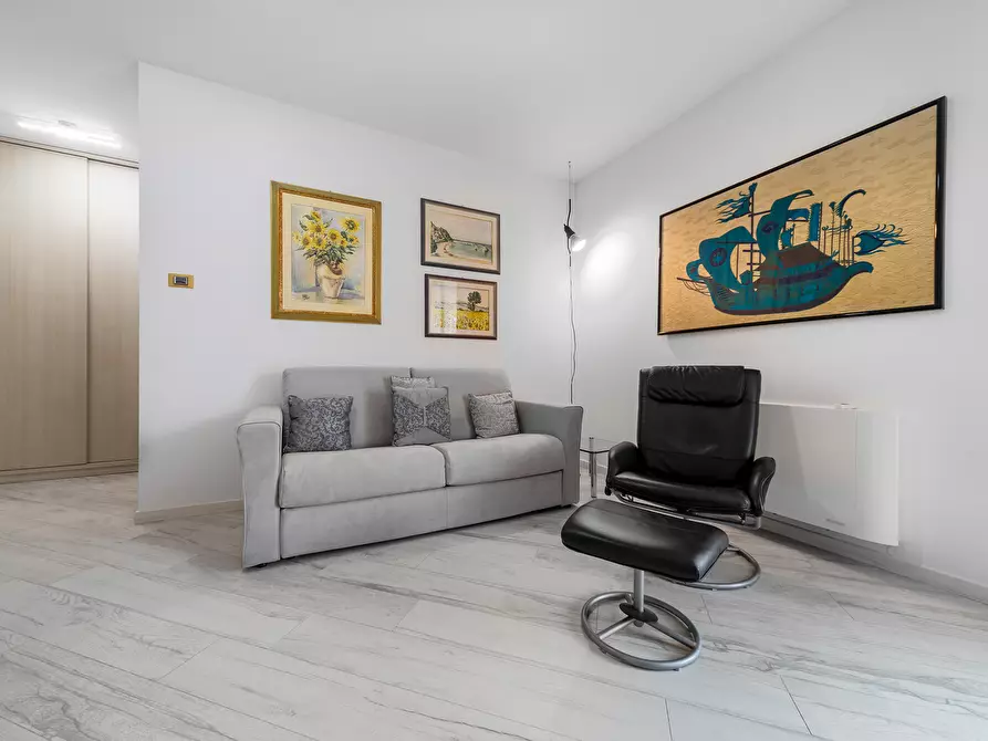 Immagine 25 di Appartamento in affitto  in Via Donato Creti24 a Bologna