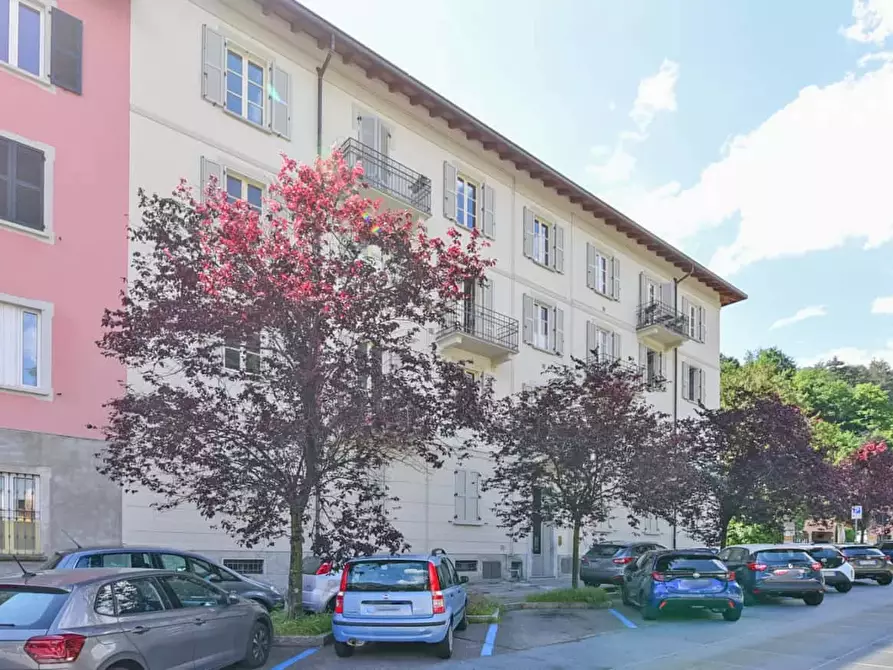 Immagine 35 di Appartamento in affitto  in Via Alessandro Volta15 a Cernobbio