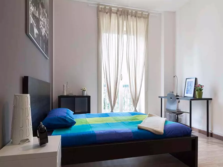 Immagine 4 di Camera in affitto  in Via Raffaello Bertieri1 a Milano