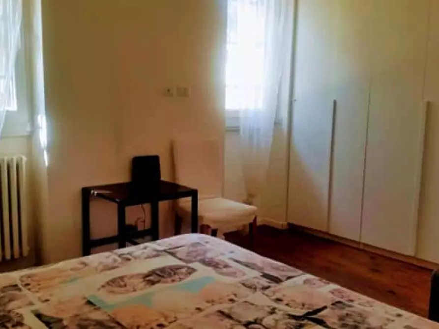 Immagine 2 di Camera in affitto  in Alzaia Naviglio Pavese114 a Milano