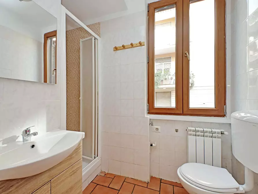 Immagine 8 di Appartamento in affitto  in Via Homs12 a Roma