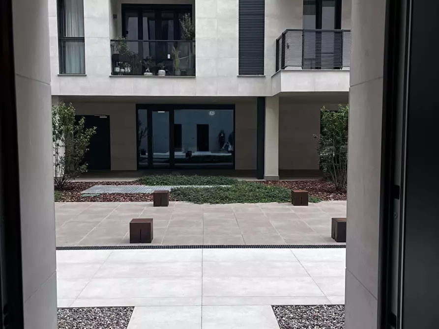 Immagine 9 di Appartamento in affitto  in Via Principe Eugenio3 a Milano