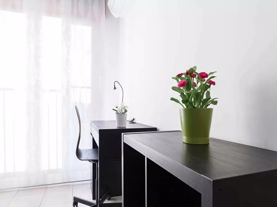 Immagine 5 di Camera in affitto  in Largo Cavalieri di Malta4 a Milano