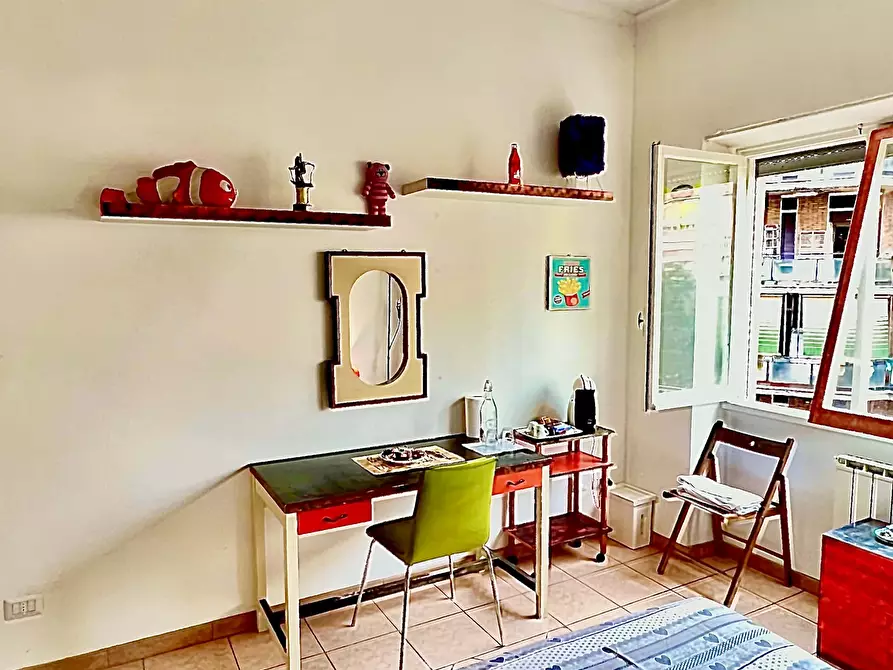 Immagine 11 di Camera in affitto  in Via Francesco Grimaldi34 a Roma