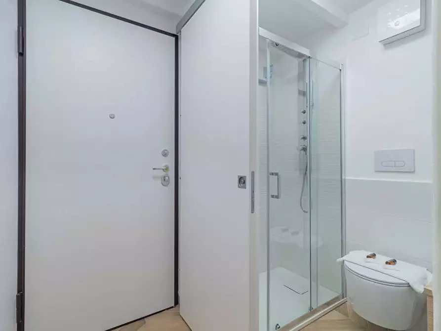 Immagine 13 di Appartamento in affitto  in Via Aminto Caretto6 a Milano