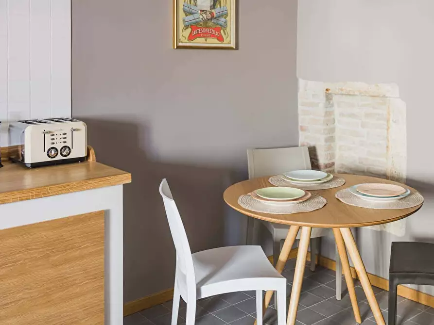 Immagine 44 di Appartamento in affitto  in Piazza Attilio Hortis7 a Trieste