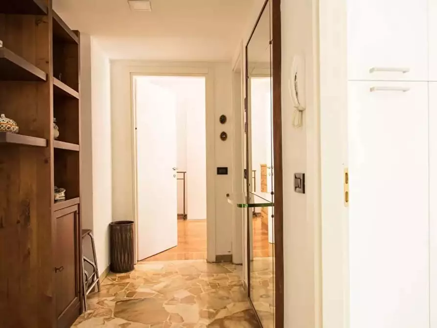 Immagine 3 di Appartamento in affitto  in Via Giovanni Pezzotti18 a Milano