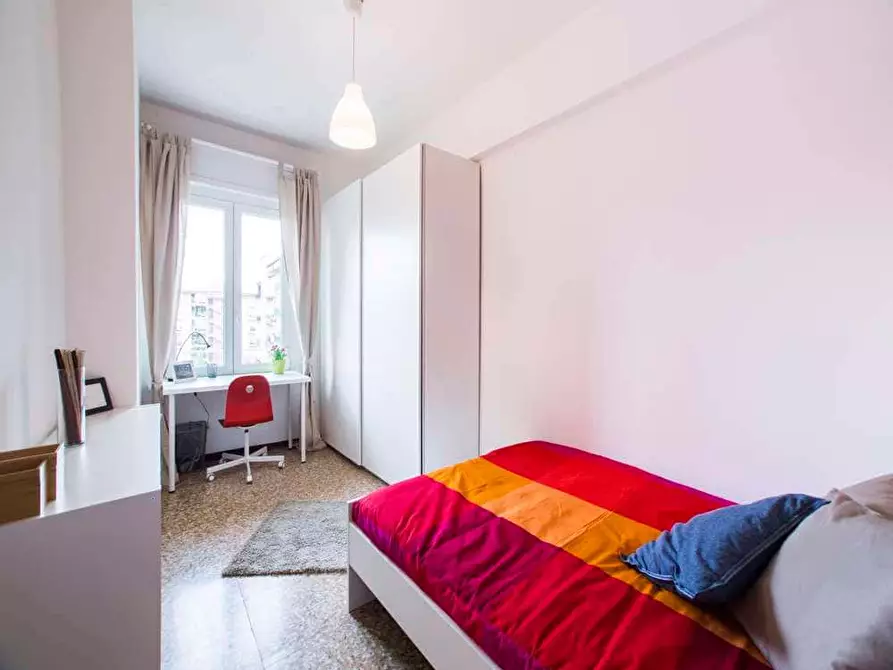 Immagine 4 di Camera in affitto  in Viale Carlo Espinasse10 a Milano