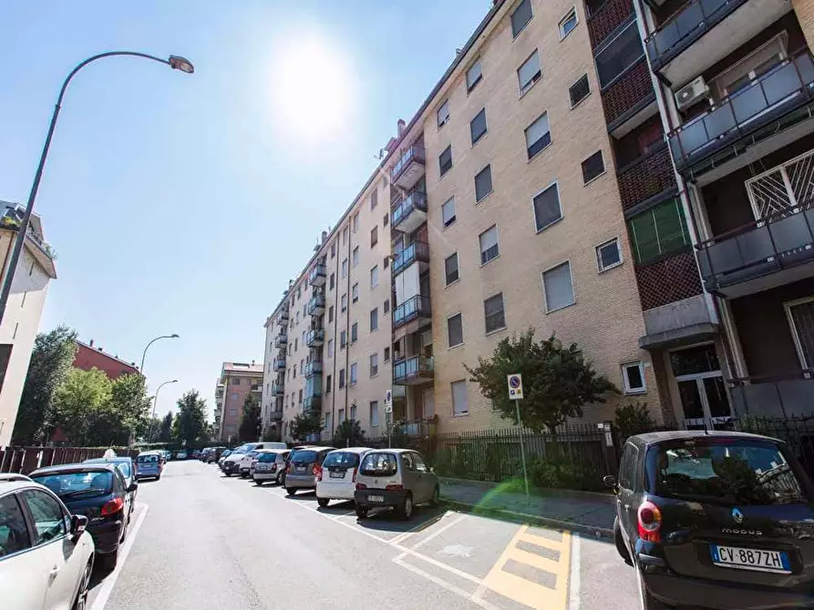 Immagine 21 di Camera in affitto  in Via Ginestre6 a Buccinasco