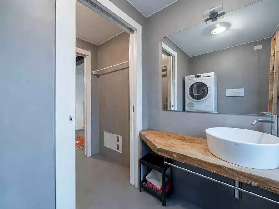 Immagine 34 di Appartamento in affitto  in Via Magolfa21 a Milano