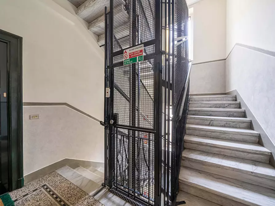 Immagine 42 di Appartamento in affitto  in Via Tiziano13 a Milano