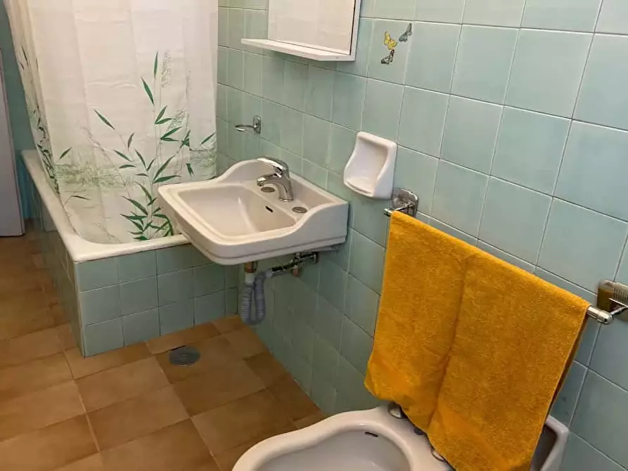 Immagine 30 di Appartamento in affitto  in Via Giovanni Segantini75 a Milano