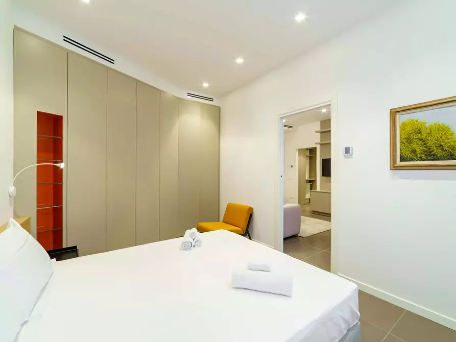 Immagine 13 di Appartamento in affitto  in Via San Senatore2 a Milano